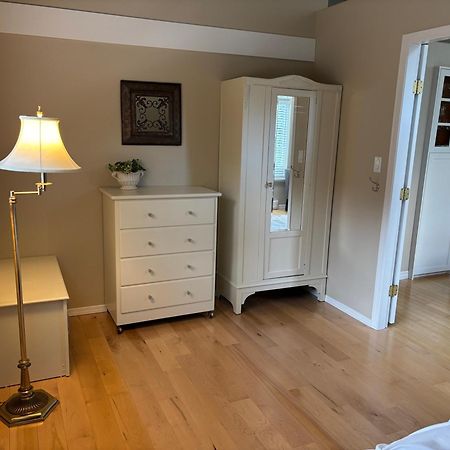 Sea And Cedar Retreat-A Home In A Tranquil Setting Cowichan Bay Eksteriør billede